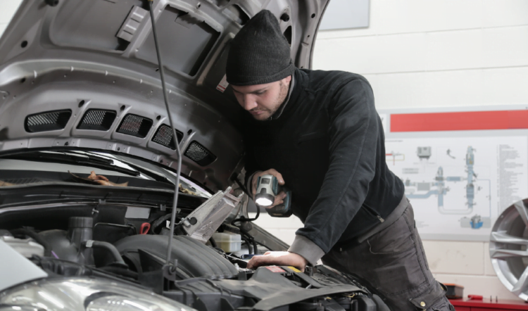 Liste de contrôle pour l'entretien de la voiture